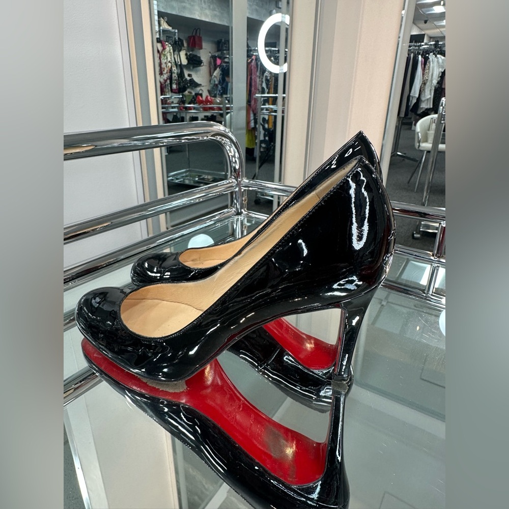 Christian Louboutin Pumps - Picture 5 of 5